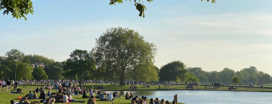 Wandsworth, South London Deluxe King Room 1 Ngoại thất bức ảnh