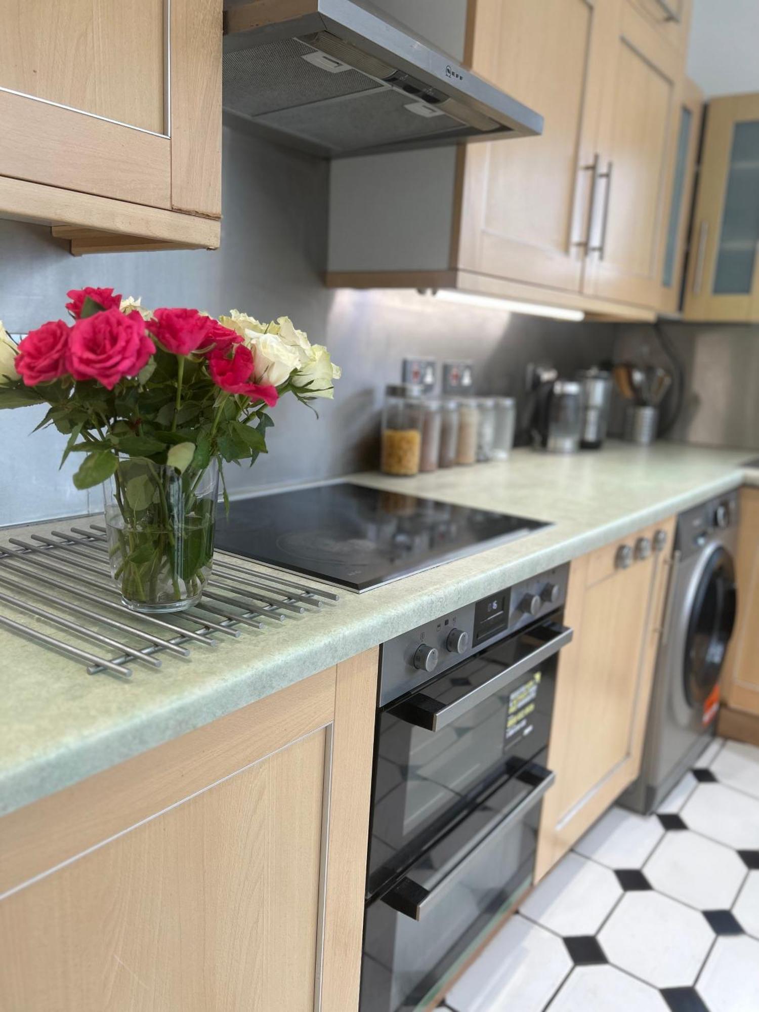 Wandsworth, South London Deluxe King Room 1 Ngoại thất bức ảnh